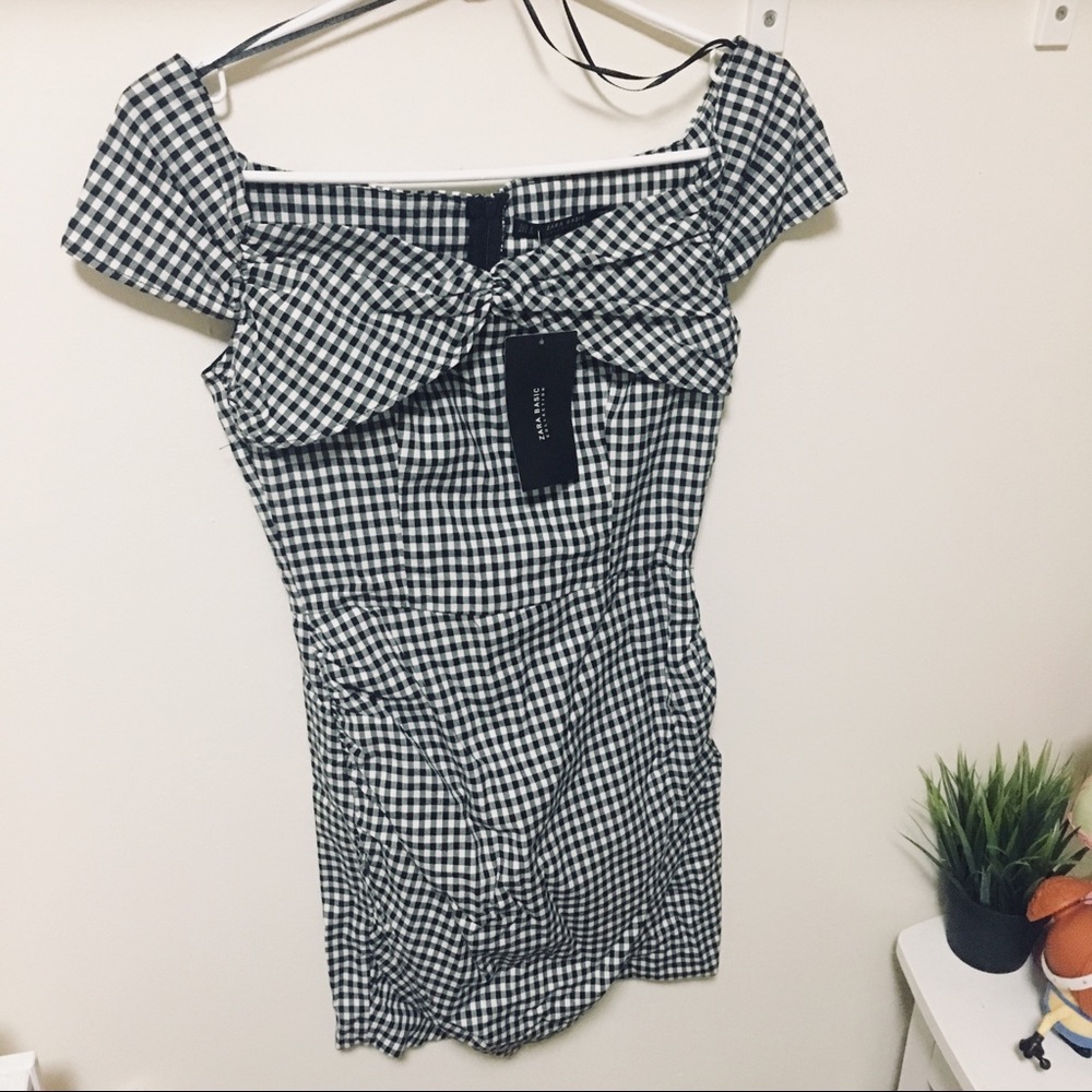 ZARA Gingham Off the Shoulder Short Dress